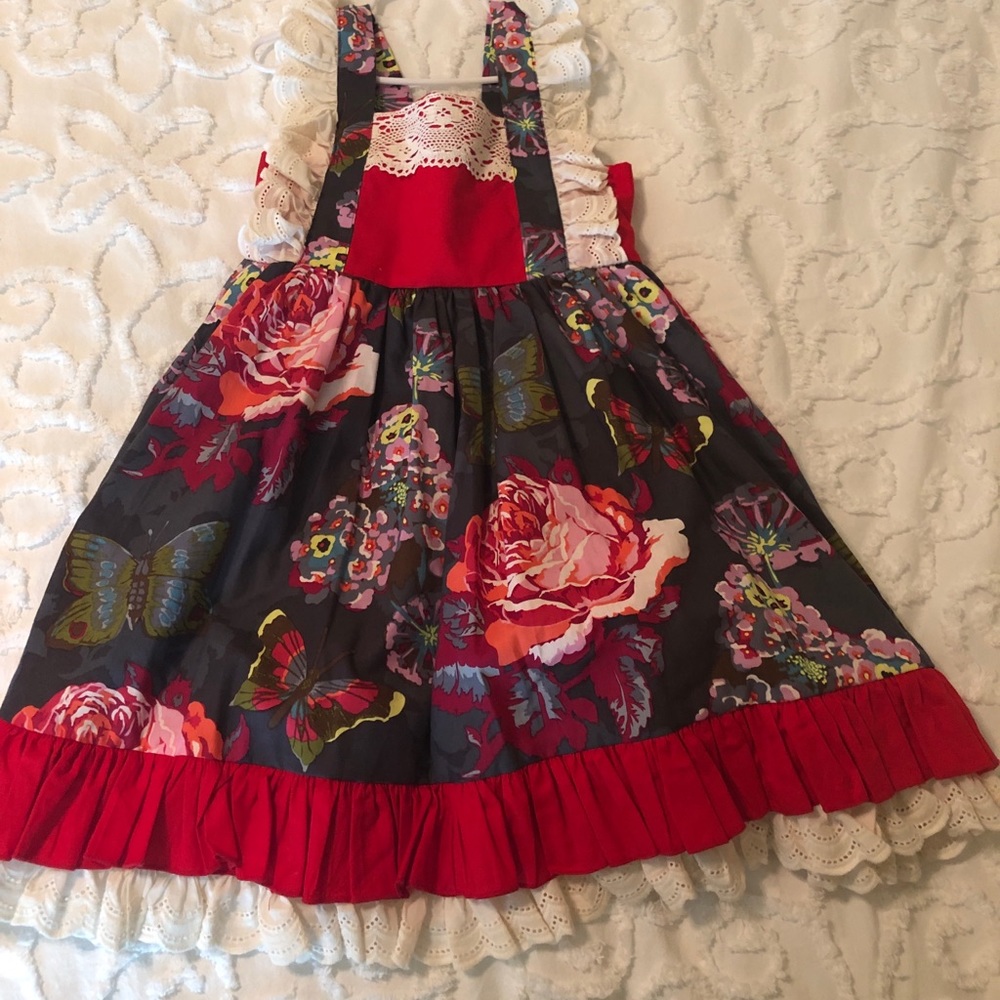 Girls dress